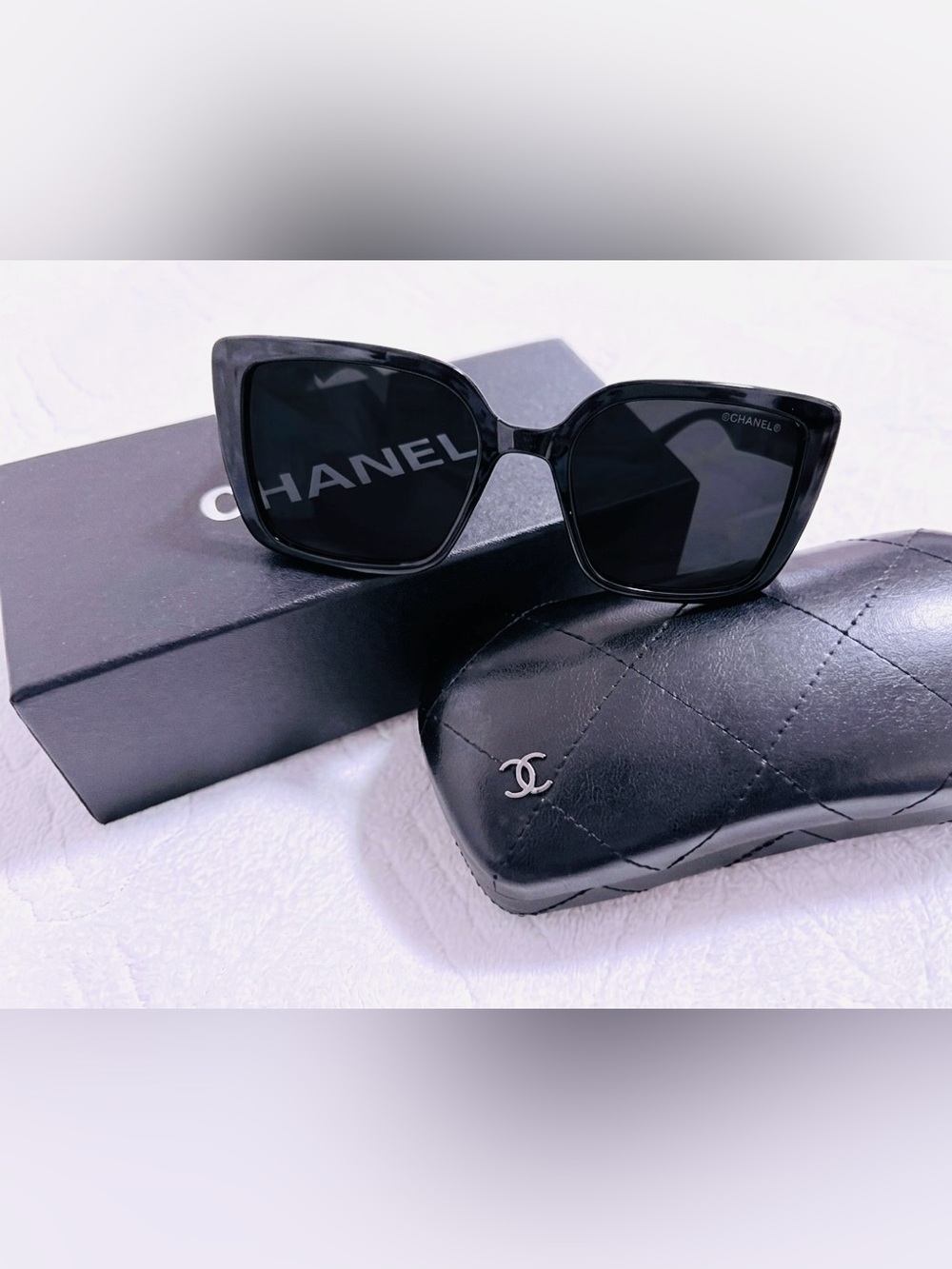CHANEL Black Logo-Trim Eyewear Arm
